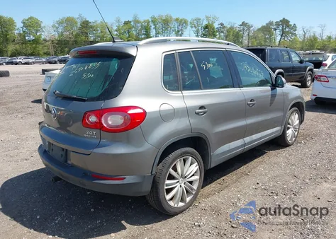 2011 Volkswagen Tiguan Se from USA, damaged, VIN WVGBV7AX4BW543250